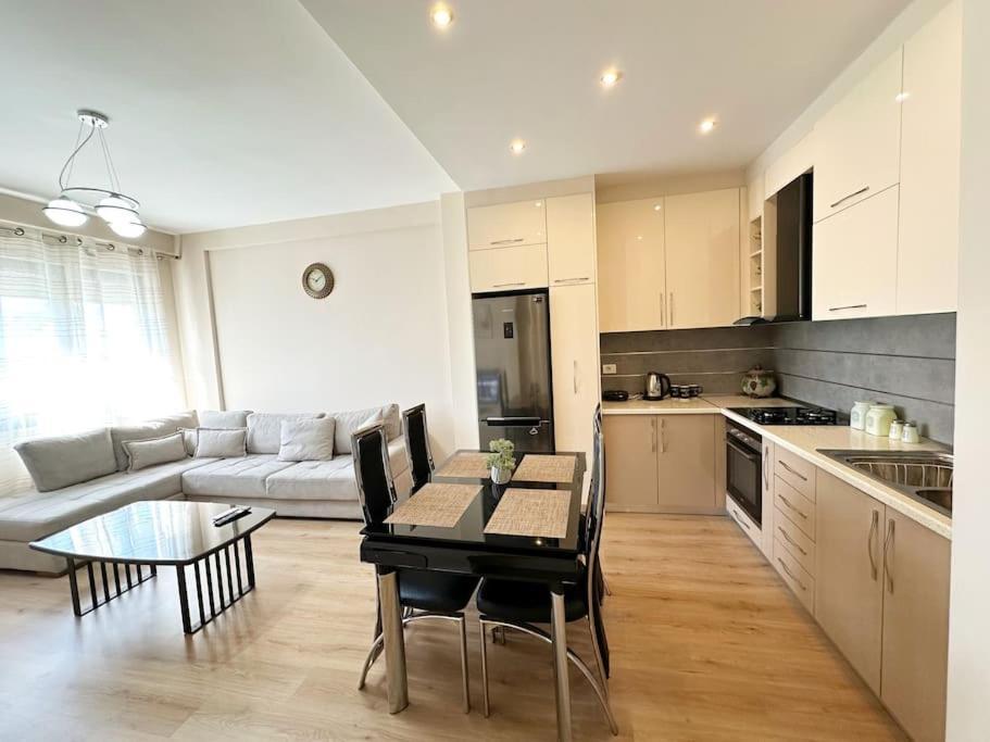Jo-Al Apartment'S 2 تيرانا المظهر الخارجي الصورة
