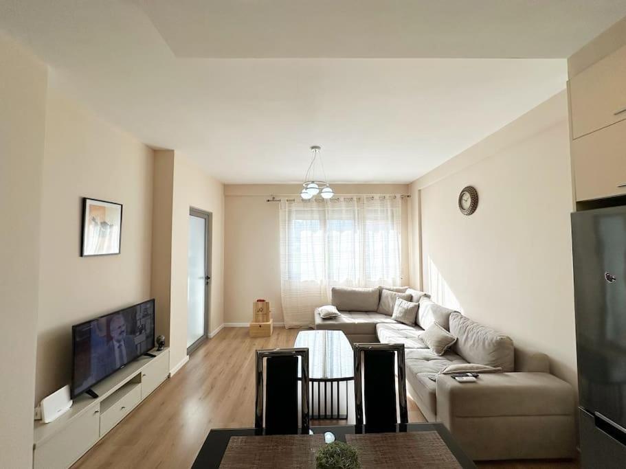 Jo-Al Apartment'S 2 تيرانا المظهر الخارجي الصورة